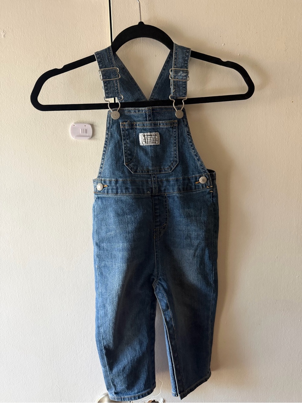 Levi's Kids Blue Denim Overalls with Front Pocket. This is size 24 months